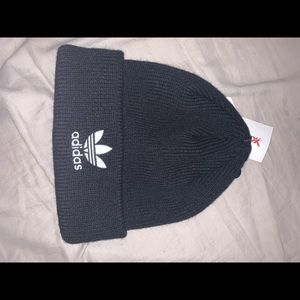 Adidas beanie